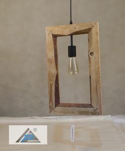 Pine Wood Pendant Light with Simple Design (C5006145-1)