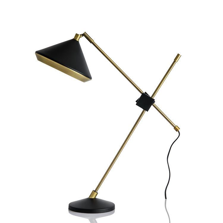 Nordic fashion Modern Table Lamp Study Bedroom Bed Iron Creative Adjustable Table Lamp