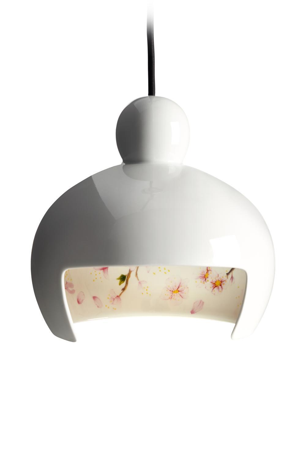 Chinese Retro Style Classic White Fish Vase Pendant Light