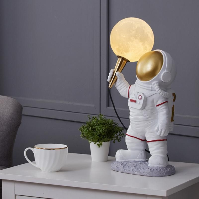 Nordic Astronaut Decoration Table Lamp Living Room Bedroom Bedside Table Lamp