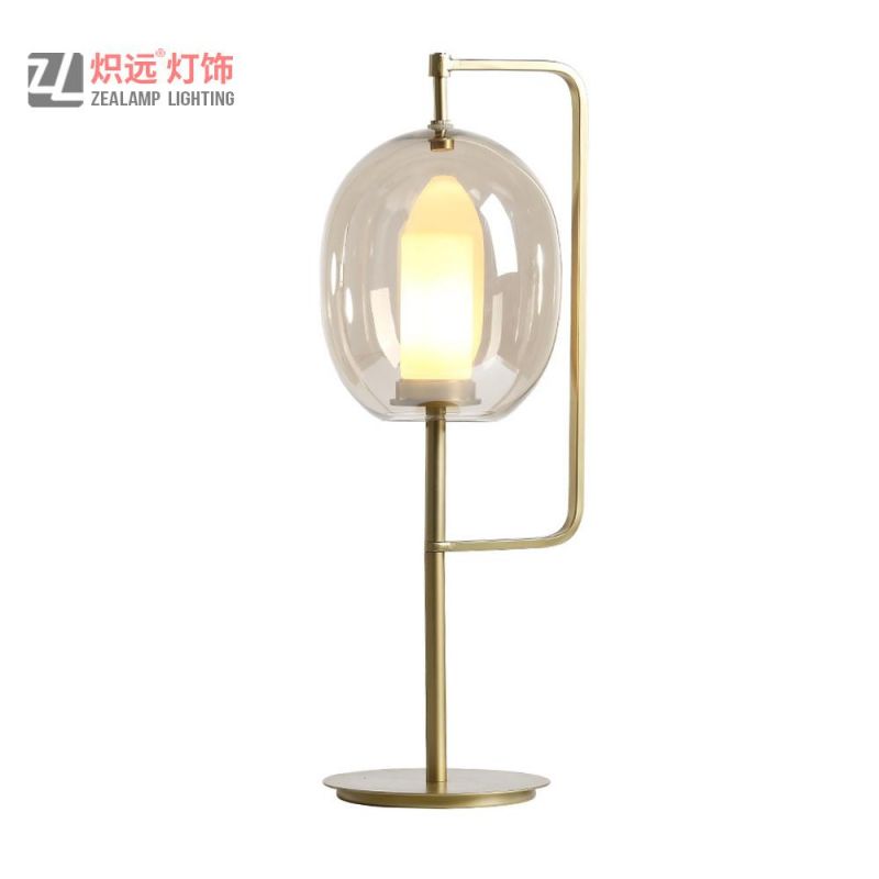 Modern Golden Metal Creative Hotel Reception Decorative Table Light