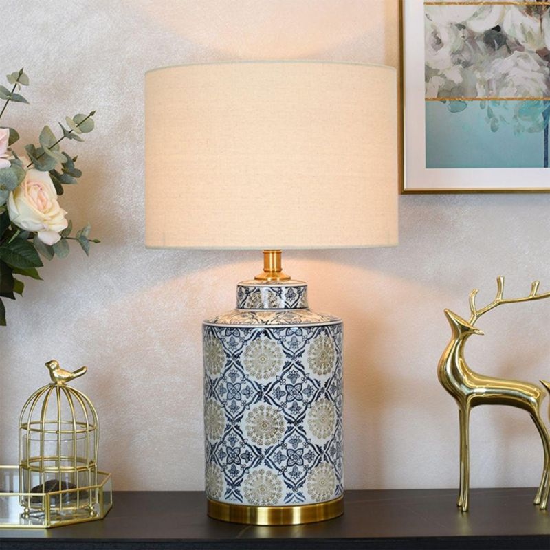 Blue and White Antique Jar Lamps Bedroom Ceramic Porcelain Lamp Table for Hotel Bedroom