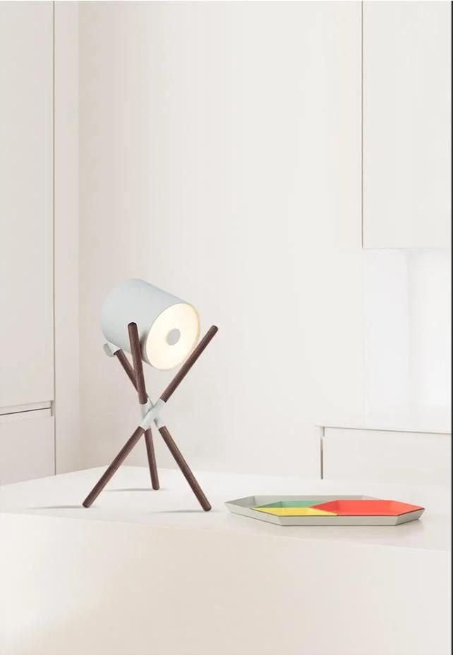 Designer Recommendation Fabric Art +Wooden Hotel Room Living Room Bedroom Decoration Modern Drum Kit Desk Lamp Home LED Table Lamp
