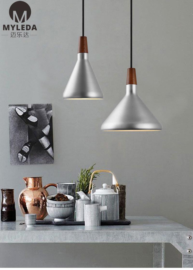Pendant Lamp with Wood Decorative Head