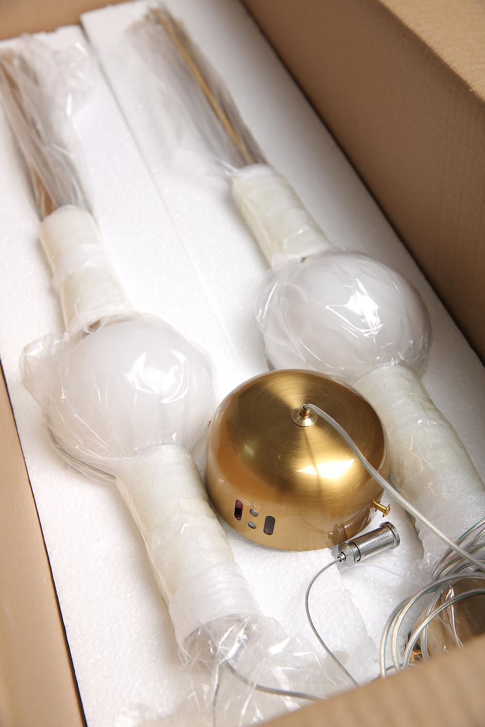 Horizontal and Vertical Metal Luminous Ball Line Chandelier