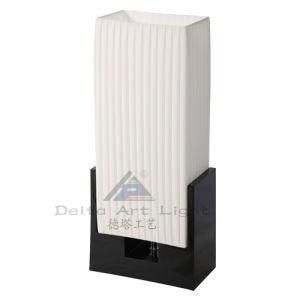 Modern White Shade Table Lamp with Black Wood Base (C5007122)