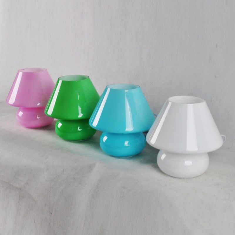 Modern Mini Cute Glass Table Lamp with Mushroom Shade