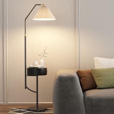 Simple Modern Nordic Light Luxury American Living Room Bedroom Bedside Wireless Charging Chandelier in Clothing Store Restaurant Floor Lamp