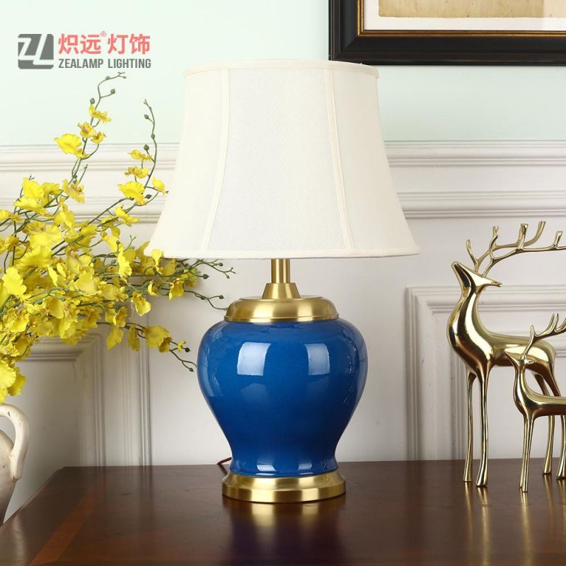 Blue Vase Ceramic Table Lamp for Hotel Room (TL8055)