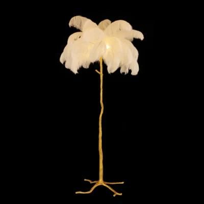 2022 Luxury Modern Light Antique Ostrich White Feathers Stand Lamps Corner Decorative LED Gold Floor Chandelier Lighting