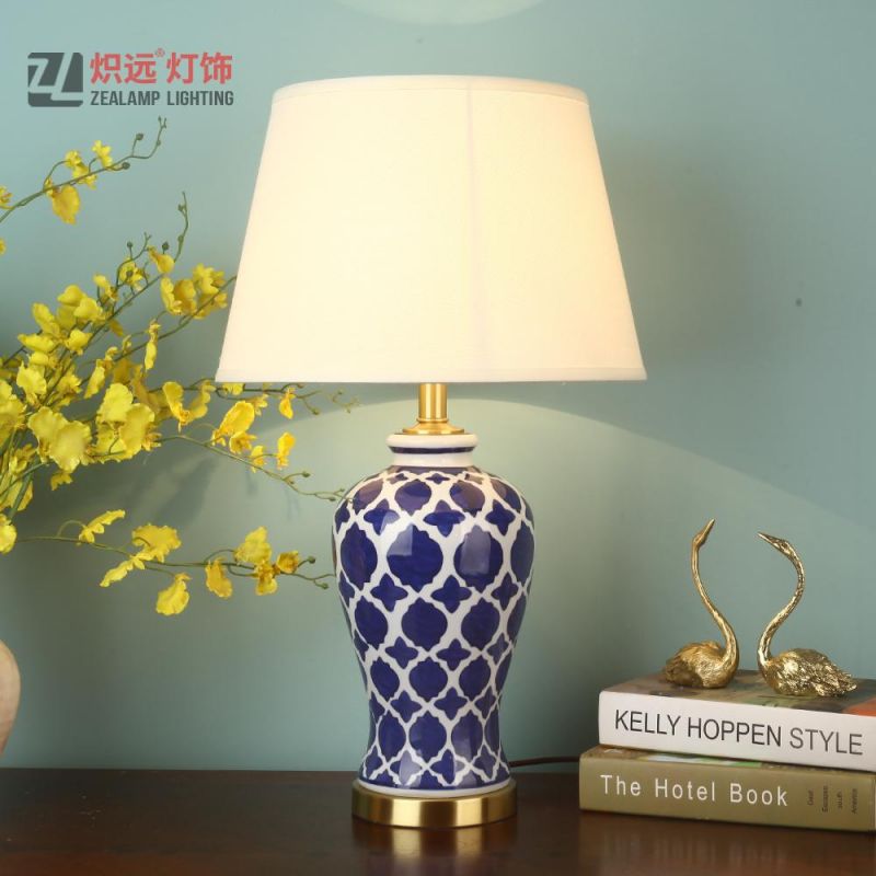 Fabric Drum Shade Night Light Ceramic Desk Lamp (TL8061)