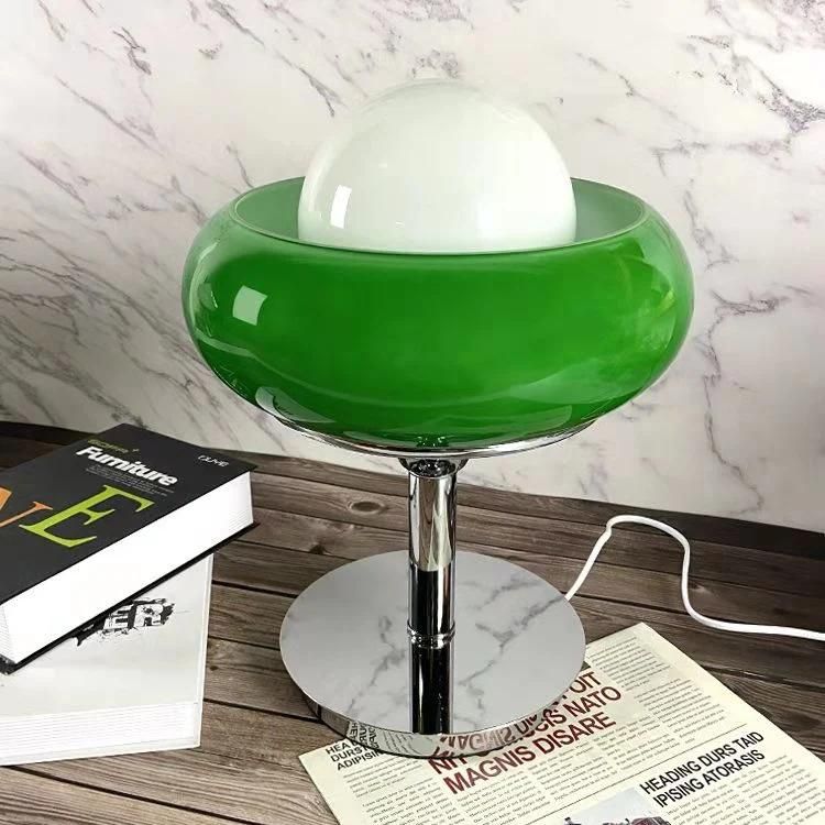 Modern Desk Lamp Metal Lighting Glass Ball Lampshade Table Lamp with Shade