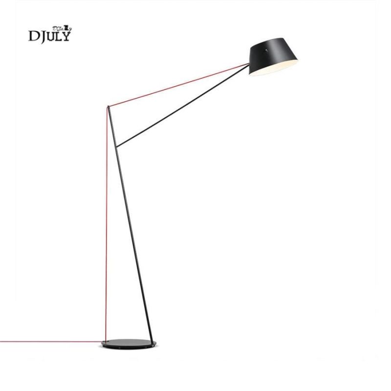 Postmodern Beautiful Lines Aluminum Shade Floor Lamp for Living Room Floor Lamp (WH-MFL-170)