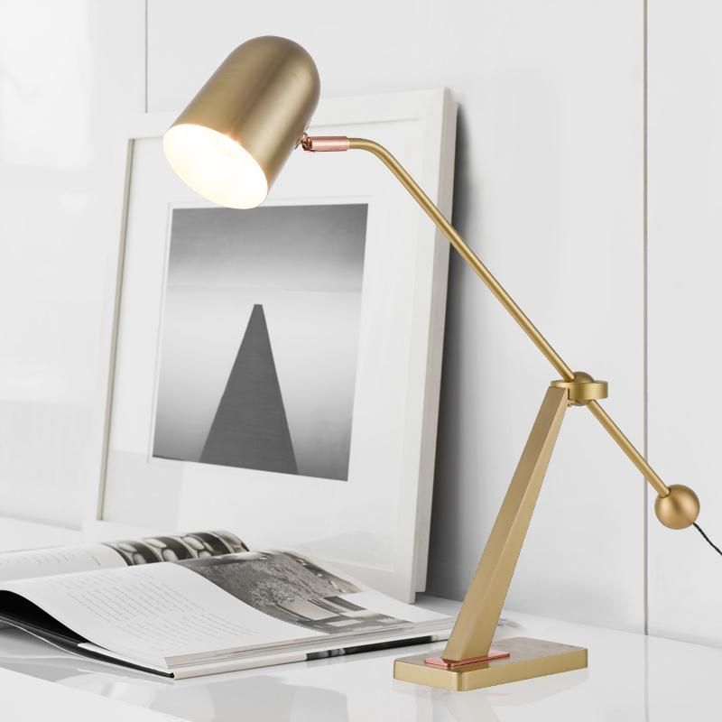 Light Luxury Postmodern Study Reading Desk Lamp Nordic Simple Metal Designer Bedroom Bedside Lamp