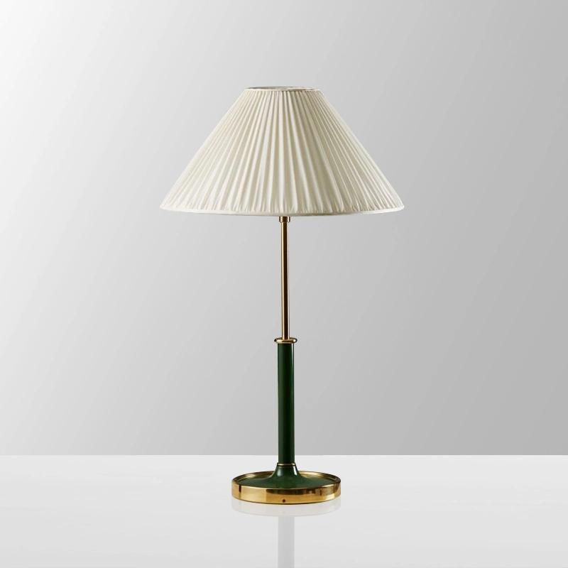 China Supplier Handmade Fabric Umbrella Lampshade Desk Lighting Modern Table Lamp for Shopping Mall