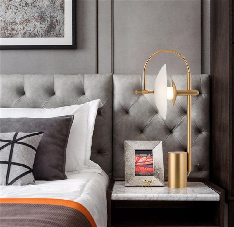 Metal Living Room Desk Lamp Art Decor Desk Glass Bedside Bedroom Designer Table Lamp Simple Iron Desk Light