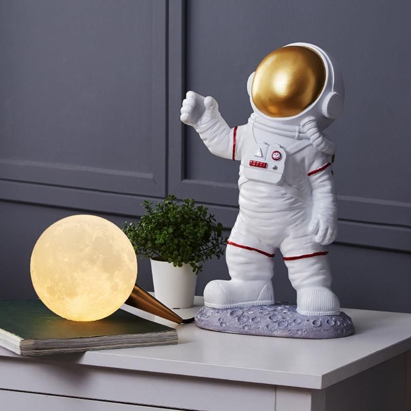 Nordic Astronaut Decoration Table Lamp Living Room Bedroom Bedside Table Lamp