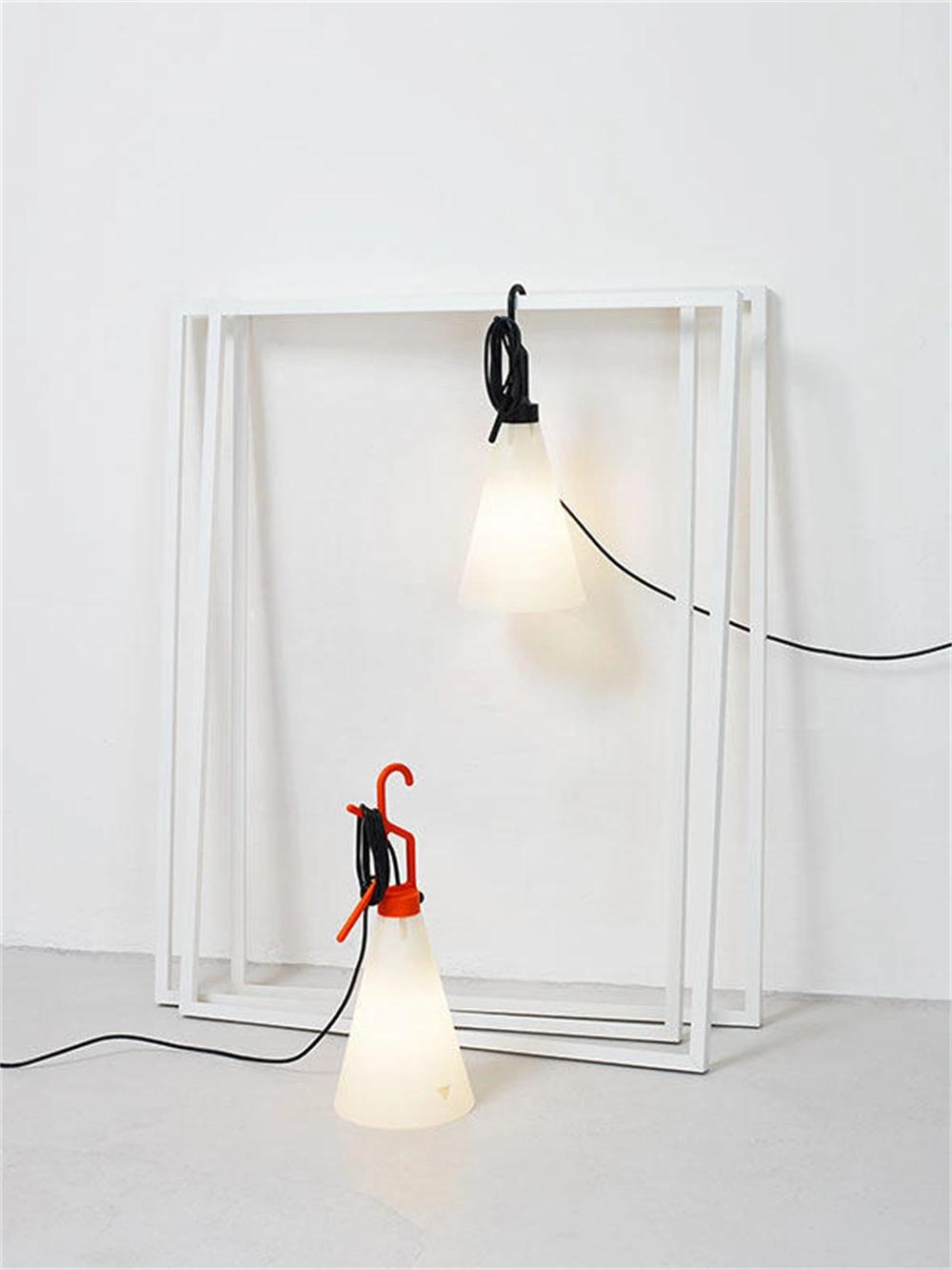 2022 Modern Design Hand Trigger Pressure Shape Pendant Lights