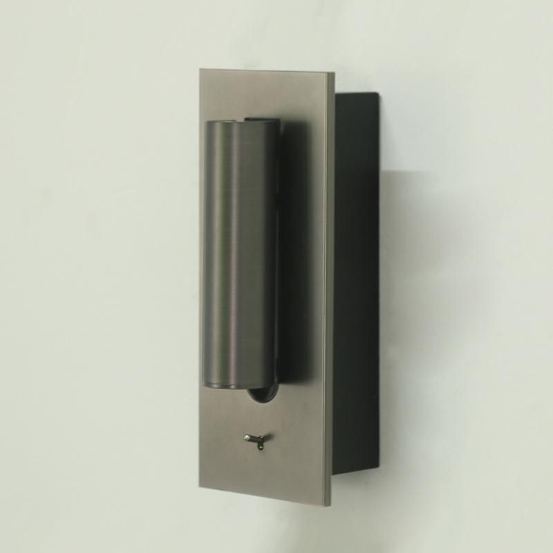 Metal in Matt Black Wall Lamp