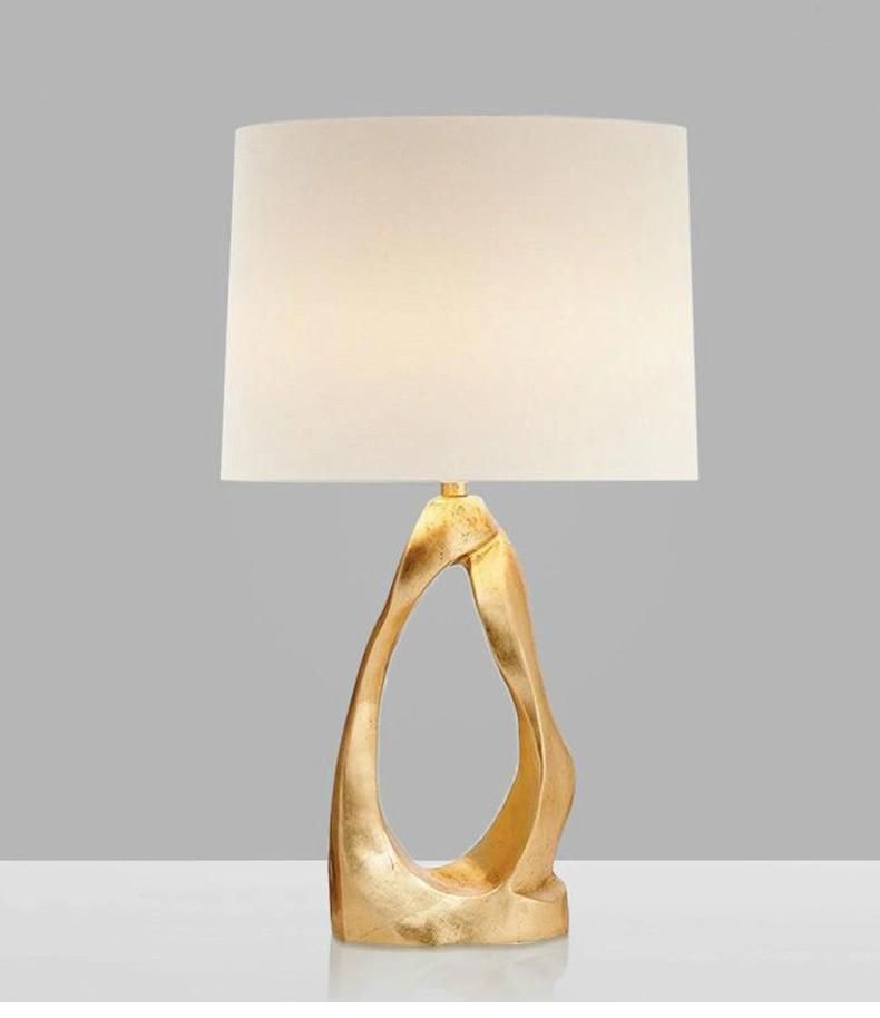 China Hot Home Hotel Apartment Decoration Gold Modern Creative Table Lamp for Bedroom