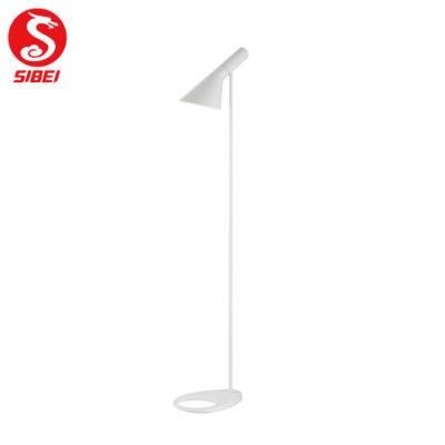Modern Bedroom White Color Corner Light Minimal Vertical LED Standing Floor Lamp