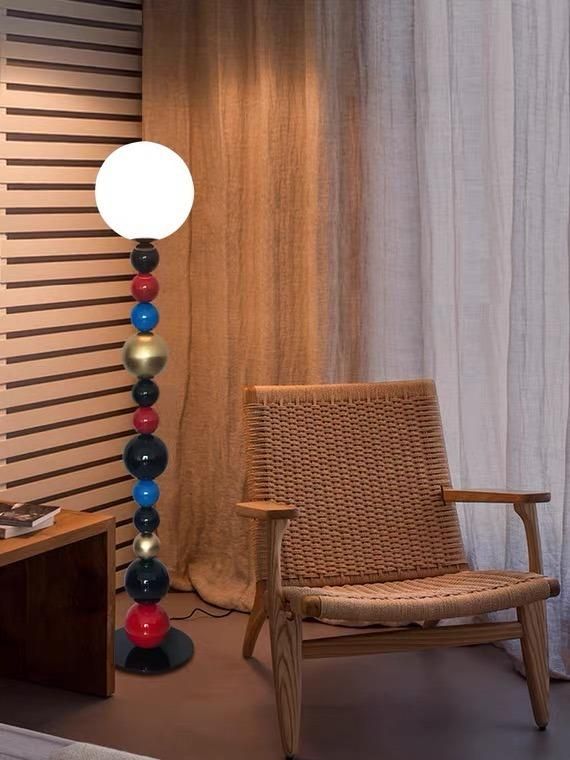 Artistic Ball Floor Lamp Nordic Creative Living Room Study Bedroom Bedside Lamp Simple Modern Design Vertical Lamp