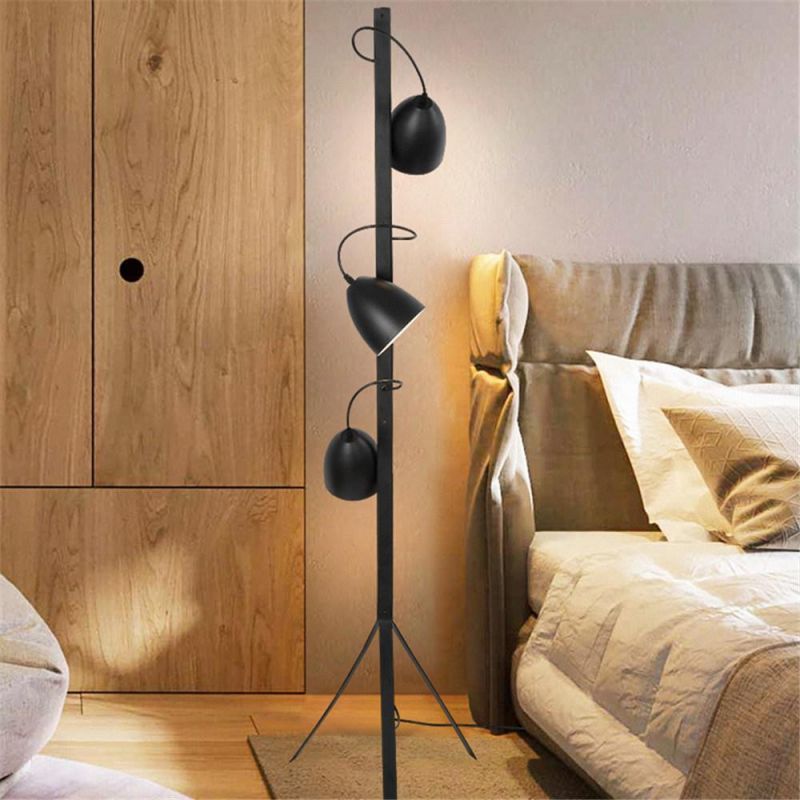 Modern Designer Floor Lamp Simple Iron Art Free Standing LED Floor Lamp for Living Room Study Bedroom