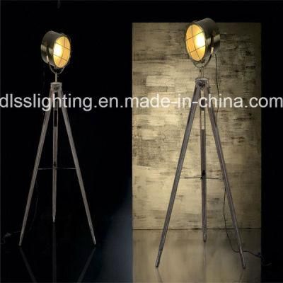 Vintage Spotlight Shape Wood&Steel Tripod Standing Floor Lamp