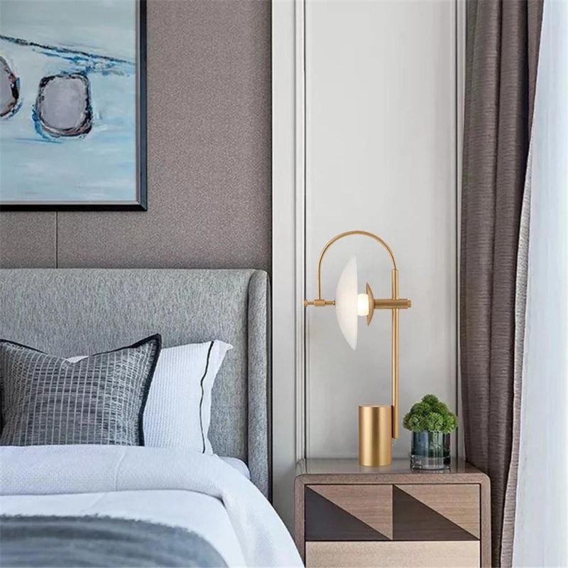 Metal Living Room Desk Lamp Art Decor Desk Glass Bedside Bedroom Designer Table Lamp Simple Iron Desk Light