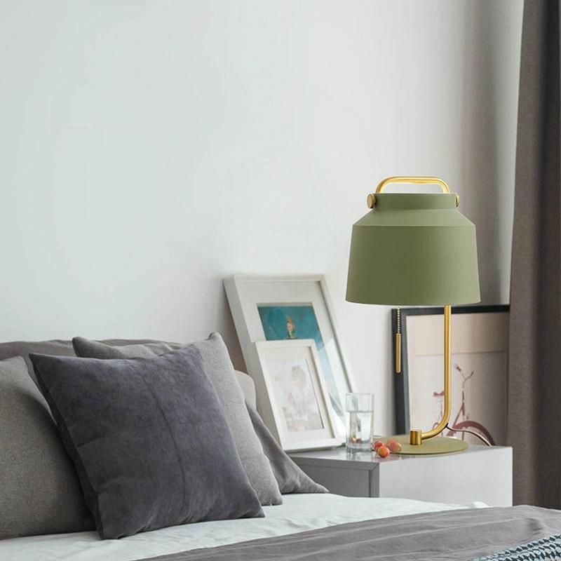 Nordic Bedroom Bedside Simple Modern Light Luxury Creative Personality Table Lamp