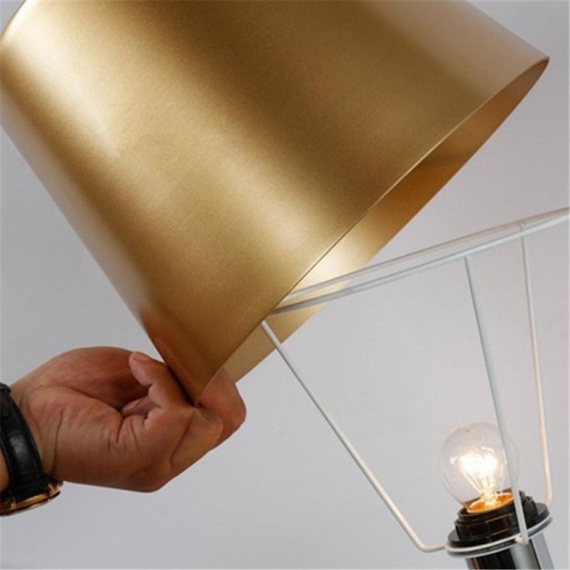 Industrial Triangle Iron Table Lamp Bedroom Bedside Desk Lamp Home Decoration Living Room Table Lamp
